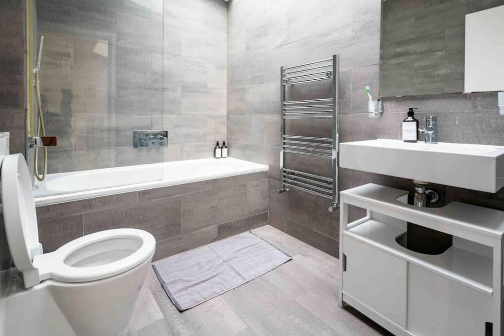 Sweet 3Brs House Close To Oxford & Soho London Exterior photo